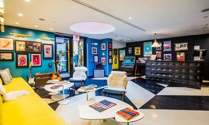 West Fens Hotel | Twin Backstage Kings w/Poolside Lounge, & Parking, Pet Friendly!