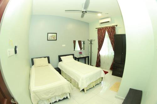 Taman Pilah Jaya House | Twin Castle Homestay Kuala Pilah