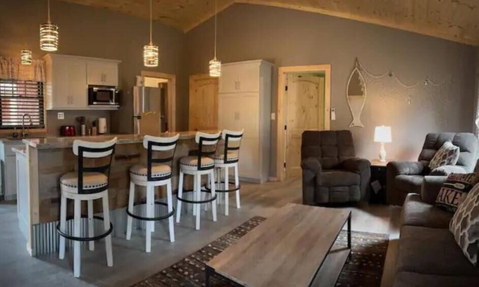 Sylvan Beach Cottage | Twin Getaway Cottages Sunset