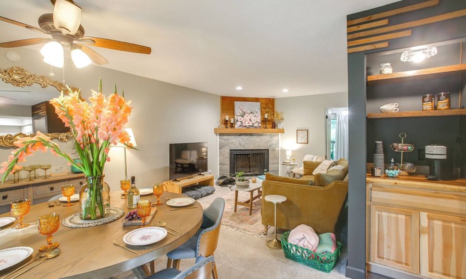 Rathdrum Condo | Twin Lakes Retreat: Lake, Pool & Golf Access!