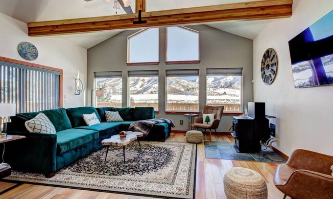 Boise House | Twin Pines Cabin at Wilderness Ranch Pet Friendly