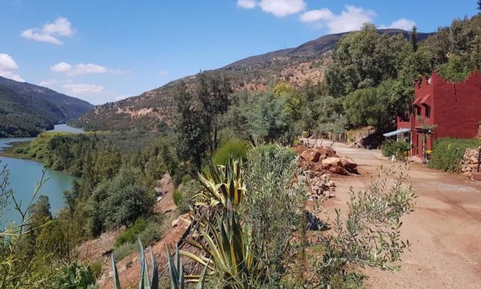 Bine el Ouidane House | Twin room in marvellous Atlas Mountains