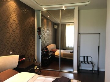 Shevchenkivs'kyi District Apartment | Two bedroom luxury central apartment