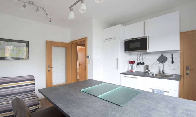 Muehlheim am Main Apartment | Two Bedroom Apartment with big Kitchen close to Frankfurt