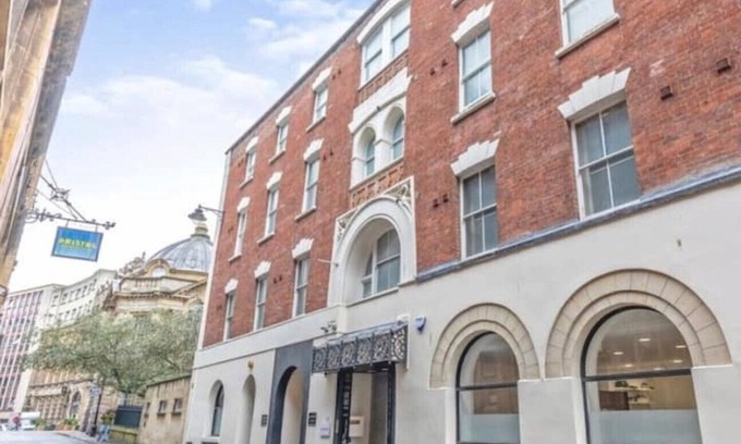 Bristol Old City Apartment | Two bedroom apartment, Bristol City Centre