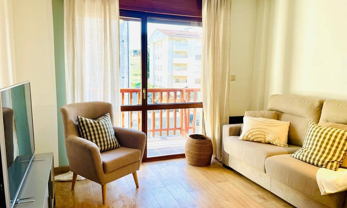 Jaca Apartment | Two-Bedroom Apartment with Pool, Balcony, and Garage in Tranquil Jaca