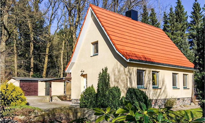 Brekendorf House | Two-Bedroom Holiday Home In Brekendorf
