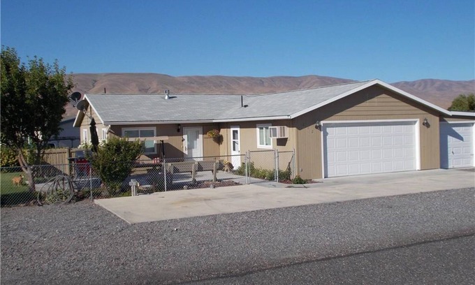 Desert Aire House | Two bedroom, three bathroom fenced yard. Game room with hide a bed. Pet friendly