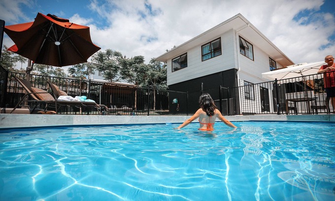Northcote House | Two Bedroom Unit with Pool View & Private Bathroom &Kitchen