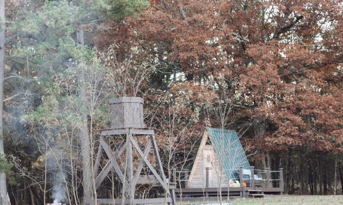 Kingston RV Rental | Two cozy pods with water tower and UTV rentals