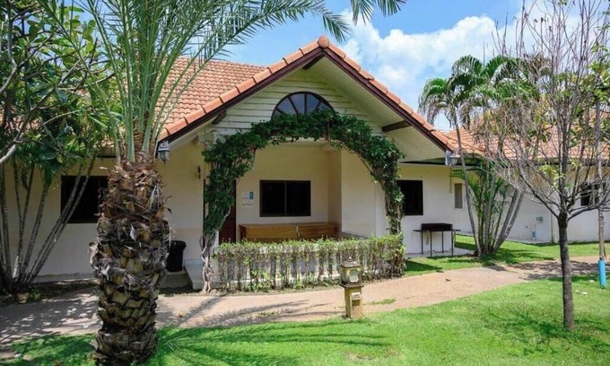 Si Racha Apartment | Two Fifty Nine Resort 259 Resort Three-Bedroom House #3