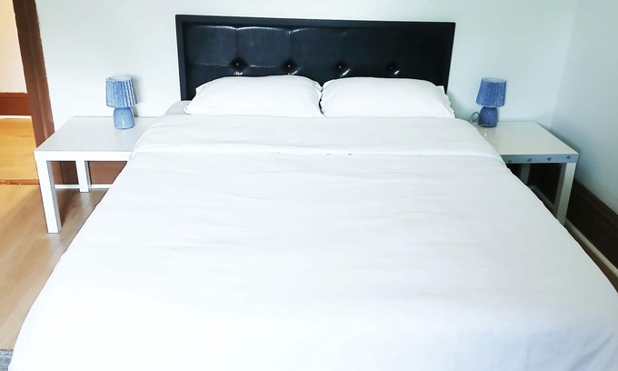 New London House | Two Private Rooms with one Exclusive Bath, half mile to Rt. 95, Self check-in