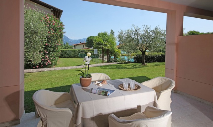 Manerba del Garda Apartment | two-room ground floor bright "DAISY"