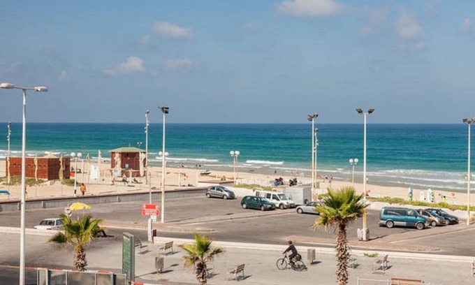 Bat Yam Apartment | Two Rooms Apartment On The Seaside