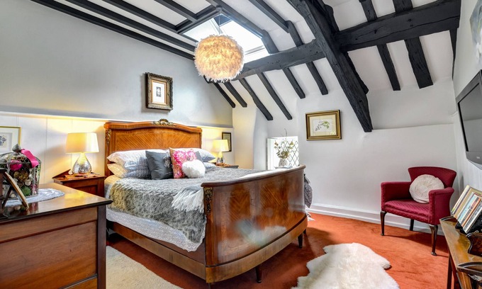 Garndolbenmaen House | Ty Uchaf - Two Bedroom House, Sleeps 4