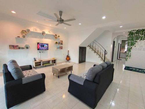 Taman Kolej Perdana House | U&I HOMESTAY KAMPAR