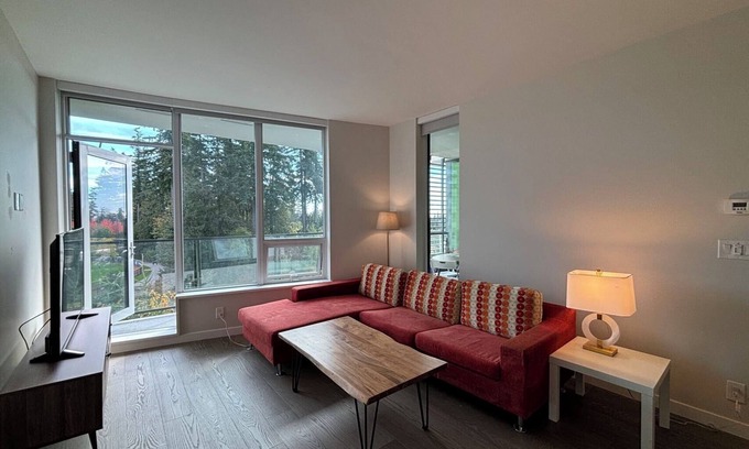 Vancouver Apartment | UBC Beautiful Apartment