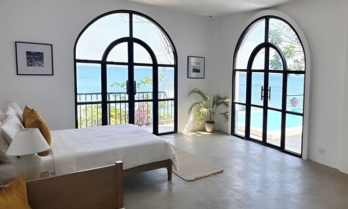 Dasol Villa | Uli Cliffhouse
