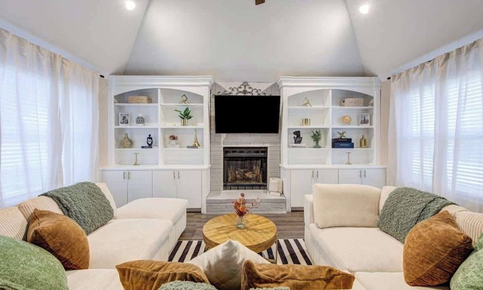 Katy House | Ultimate Getaway Explore Katy & Houston in Style