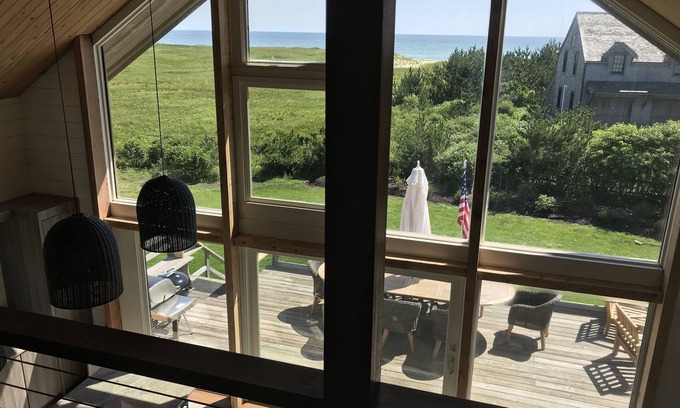 Madaket House | Ultimate relaxation at the beach and conservation land, completely renovated.