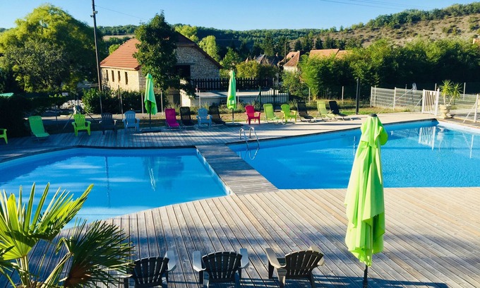 Saint-Chamarand Apartment | Un Studio Dans le Domaine N3