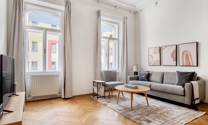 Mariahilf Apartment | Unbelievable Mariahilf 4BR w/Elevator, Fully Furnished, by Blueground