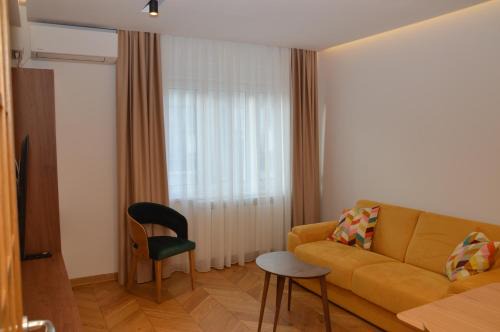 Stari Grad Apartment | Unca