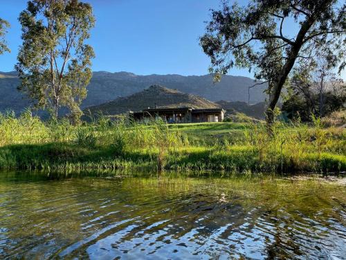 Wolseley Ski Chalet | Underhill Cottage