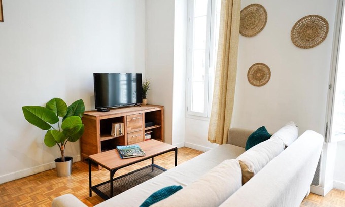 Baille Apartment | Une Pause quelque part