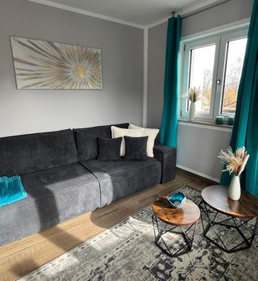 Prien am Chiemsee Apartment | UNiQE I 90qm I Bergblick I 3 Balkone I seenah