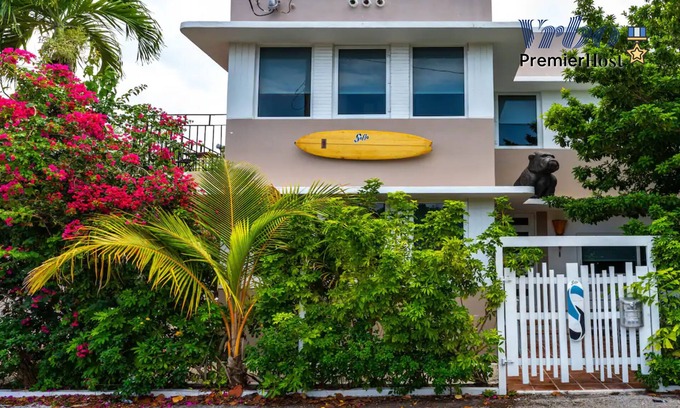 North Beach House | Unique Beach House Next to Beach/Park and Stores!n