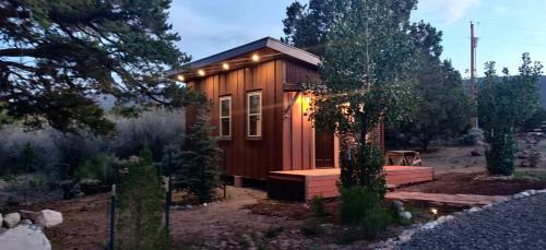 Torrey Ski Chalet | Unique couple’s paradise