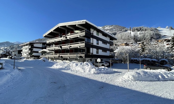 Kirchberg in Tirol Apartment | Unique living with conservatory and sleeping on the gallery