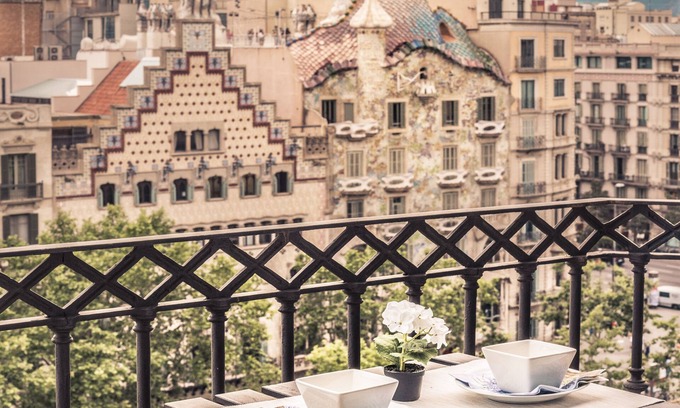 Eixample Apartment | UNIQUE Paseo de Gracia CASA BATLLÓ Barcelona Center