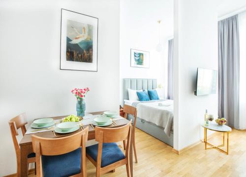 Wesoła Zachod Apartment | Unique Style Apartments Old Town - 25 min from the airport - by Homelike Krakow