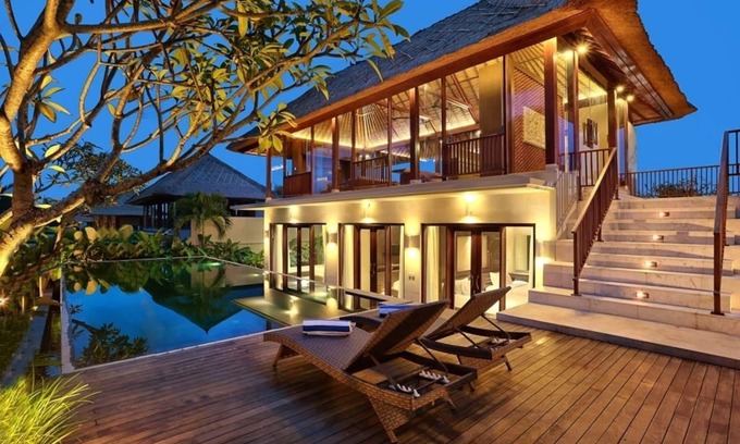 Kemenuh Villa | Unique Villa near Tegenungan Water falls