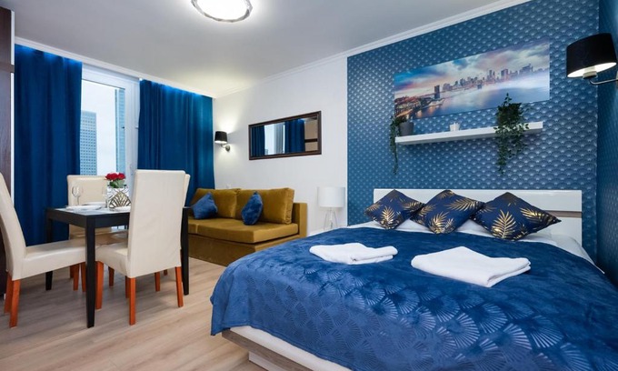 Mirow Apartment | UNITApartaments Short Rent Apartment in Warsaw by Metro Station Rondo ONZ Apart with 3bedrooms 23