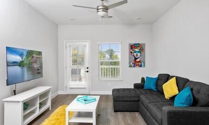 Charlotte Apartment | University District Apt with Easy Access to Bars and Grocery