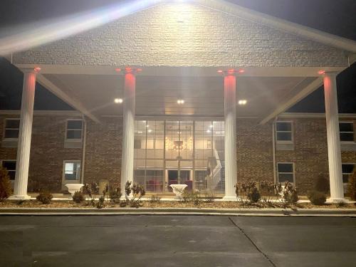 Carbondale Hotel | University Inn of Carbondale