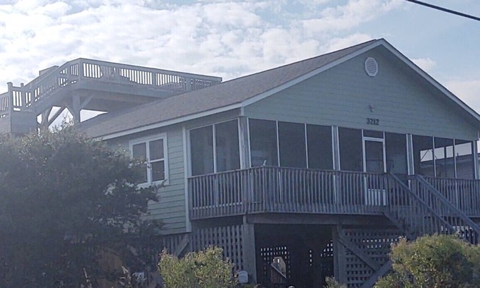 Ocean City Beach House | "Up to Camp" at the beach! n3/2.5 plus screened-porch, 3 story deck, & rec room