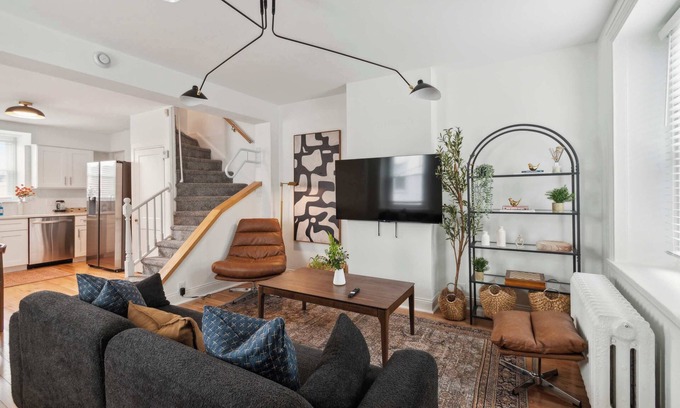 Manayunk House | Updated Corner Rowhome with Parking, Sleeps 8