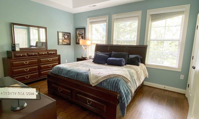 Green Avenue Cottage | Updated Cottage Steps from Everything Downtown