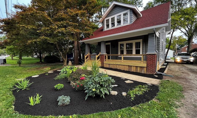 Westerville House | Updated Craftsman home, quiet setting, porch swing overlooking Old Town Park.