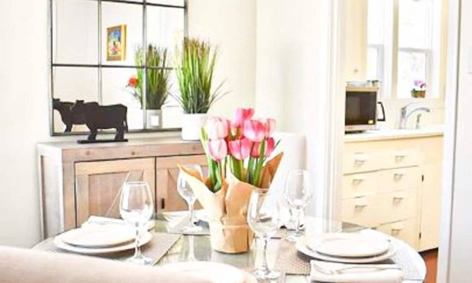 East Central House | Updated Sugarhouse Gem+Hot Tub+Large Fenced Yard+Designer Furniture