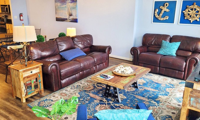 Sandbridge Condo | Updated, third-floor, bayfront condo with sunset views, 3 pools & 2 gyms