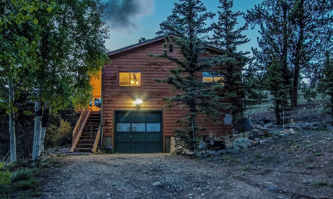 Indian Mountain Cabin | Upgraded & Private Cabin, Incredible Views over 6+ acres by Nat'l park access