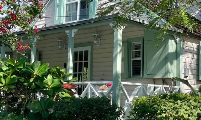 Dunmore Town Cottage | Upper Dunmore House Historic Sweet and Cozy Bahamian Style Cottage!