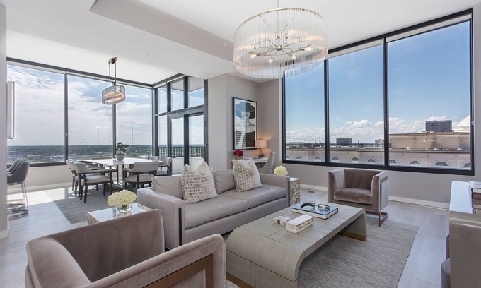 Midtown Apartment | Upper Haven Penthouse by Atlanta Luxury Rentals