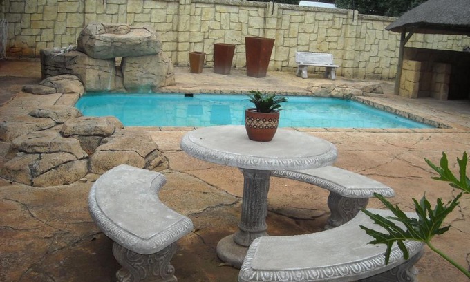 Houghton Estate Bed & Breakfast | Upper Houghton Guesthouse