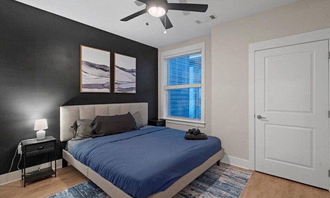 Charlotte Apartment | Upscale King 3BR Suite to Uptown Charlotte!